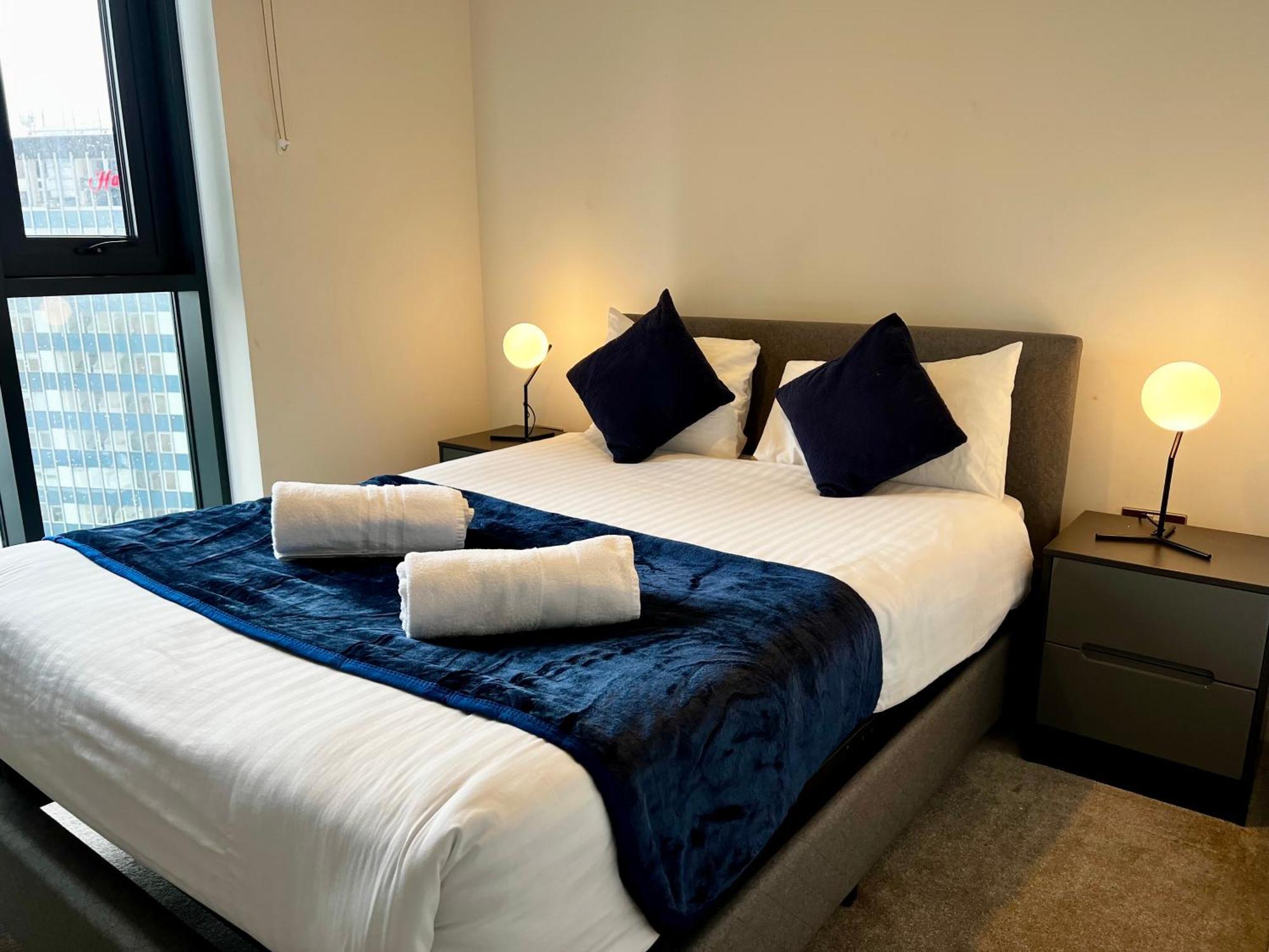 Premium Deals L Last-Minute Stay L 4 Min Walk To Birmingham Central Library L 18Th Floor 2 Bed 2 Bath City Centre Penthouse With Gym & Netflix By Jvt Short Lets Ngoại thất bức ảnh