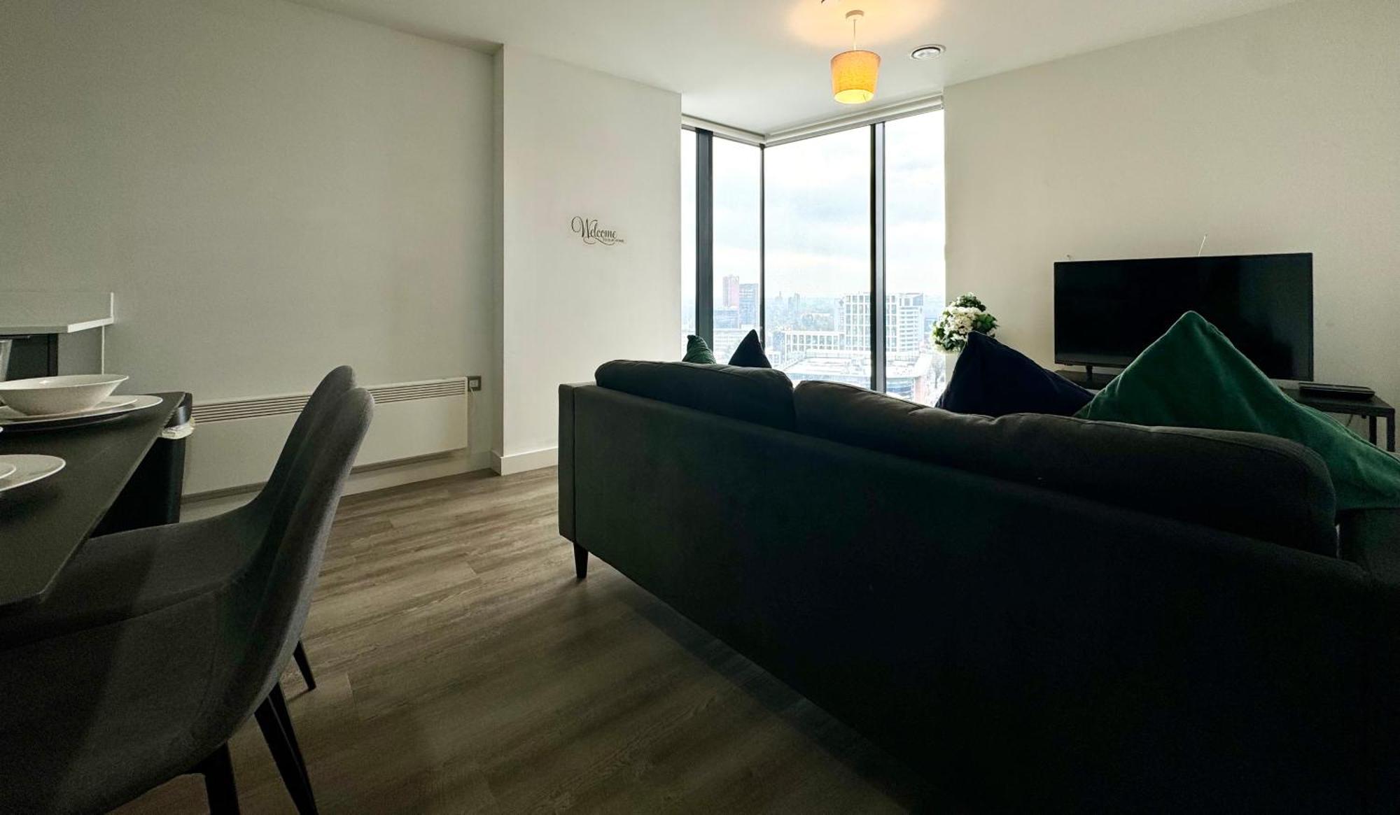 Premium Deals L Last-Minute Stay L 4 Min Walk To Birmingham Central Library L 18Th Floor 2 Bed 2 Bath City Centre Penthouse With Gym & Netflix By Jvt Short Lets Ngoại thất bức ảnh