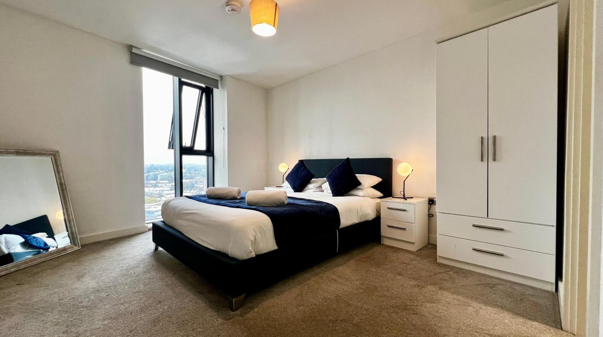 Premium Deals L Last-Minute Stay L 4 Min Walk To Birmingham Central Library L 18Th Floor 2 Bed 2 Bath City Centre Penthouse With Gym & Netflix By Jvt Short Lets Ngoại thất bức ảnh